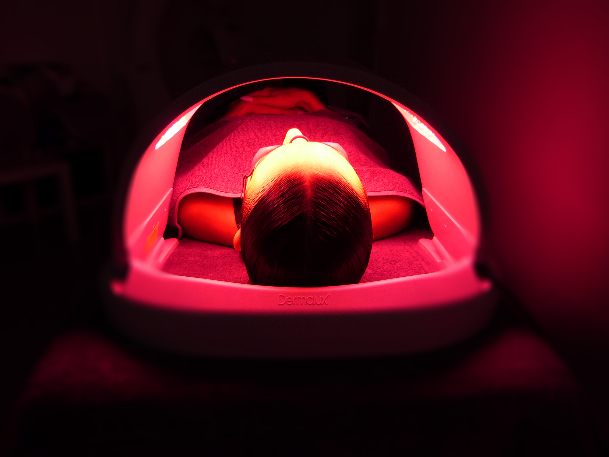 Dermalux LED light therapy